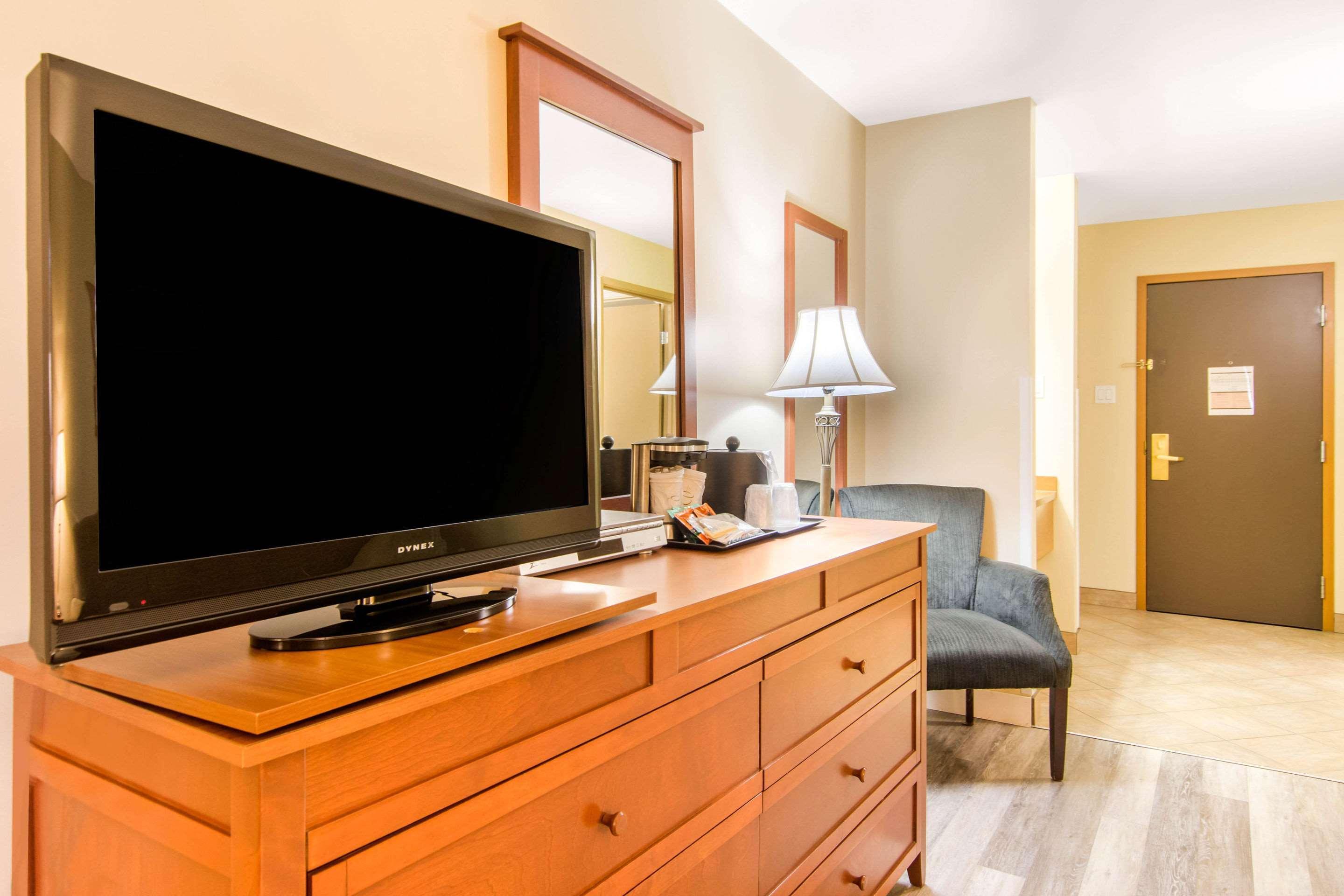 Comfort Inn & Suites Saint-Jerome Εξωτερικό φωτογραφία